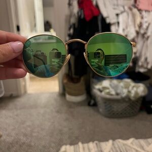 Ray Ban Round Sunglasses with Green Lens